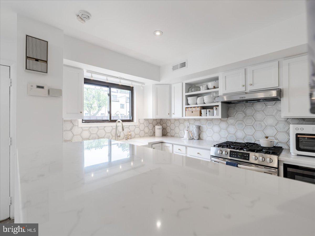 7601 CRITTENDEN STREET G1