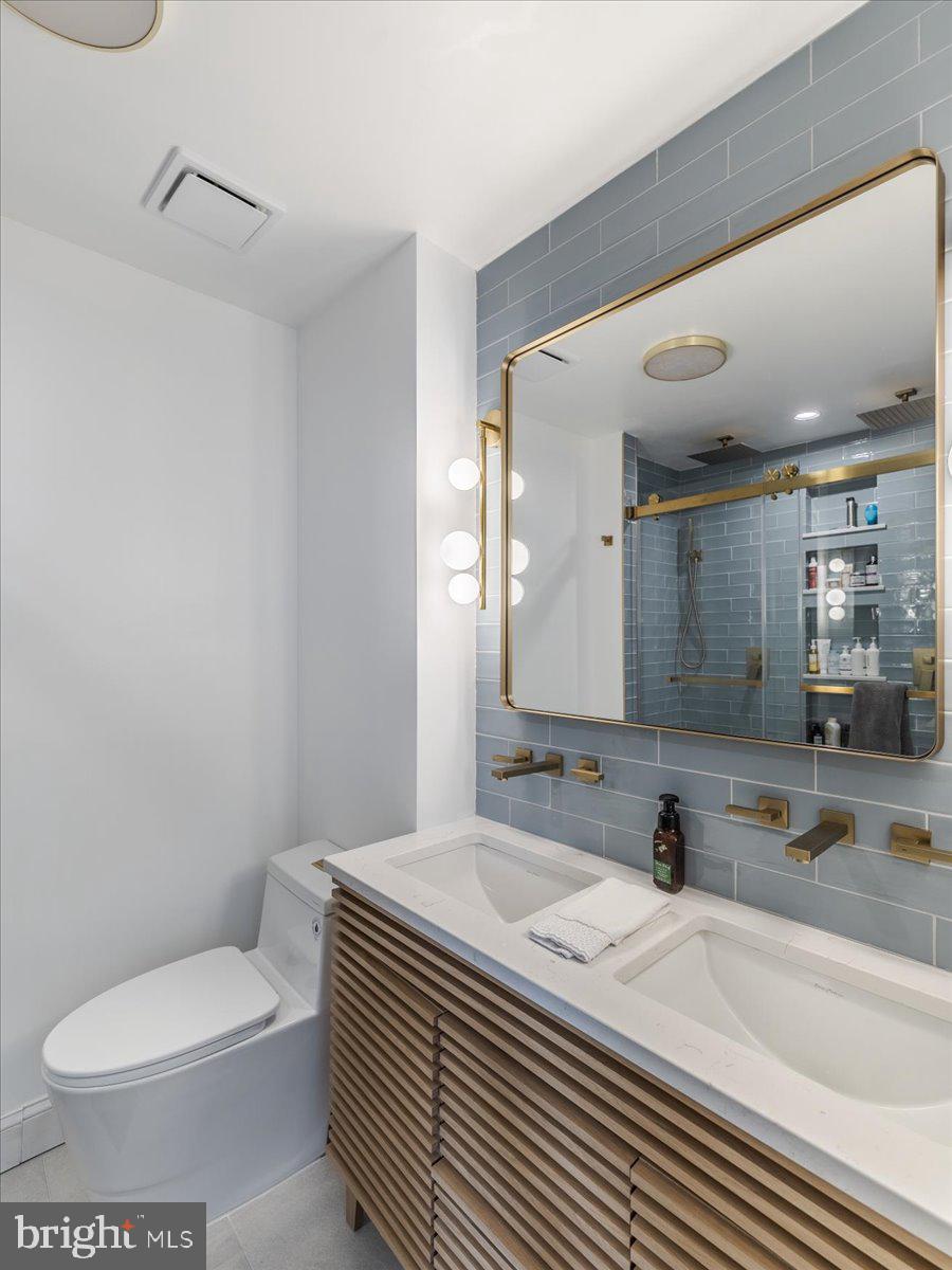 7601 CRITTENDEN STREET G1