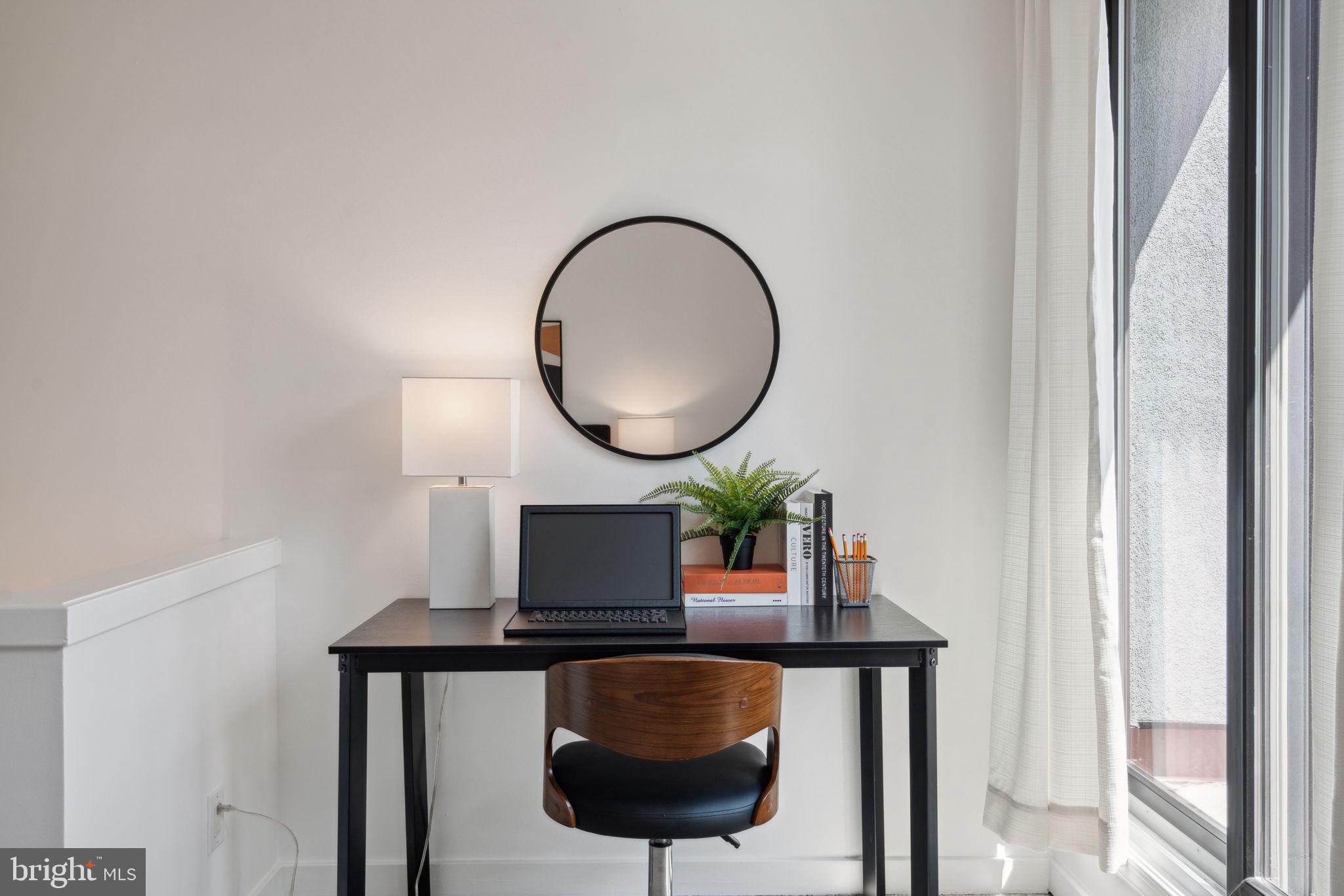 822 N NEWKIRK STREET