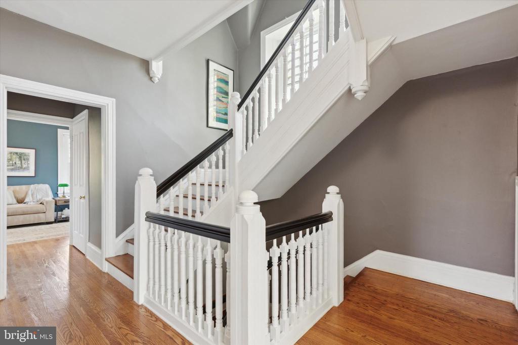 122 BETHLEHEM PIKE