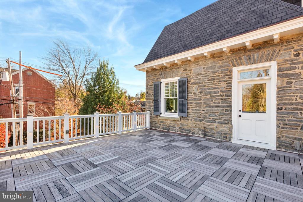 122 BETHLEHEM PIKE
