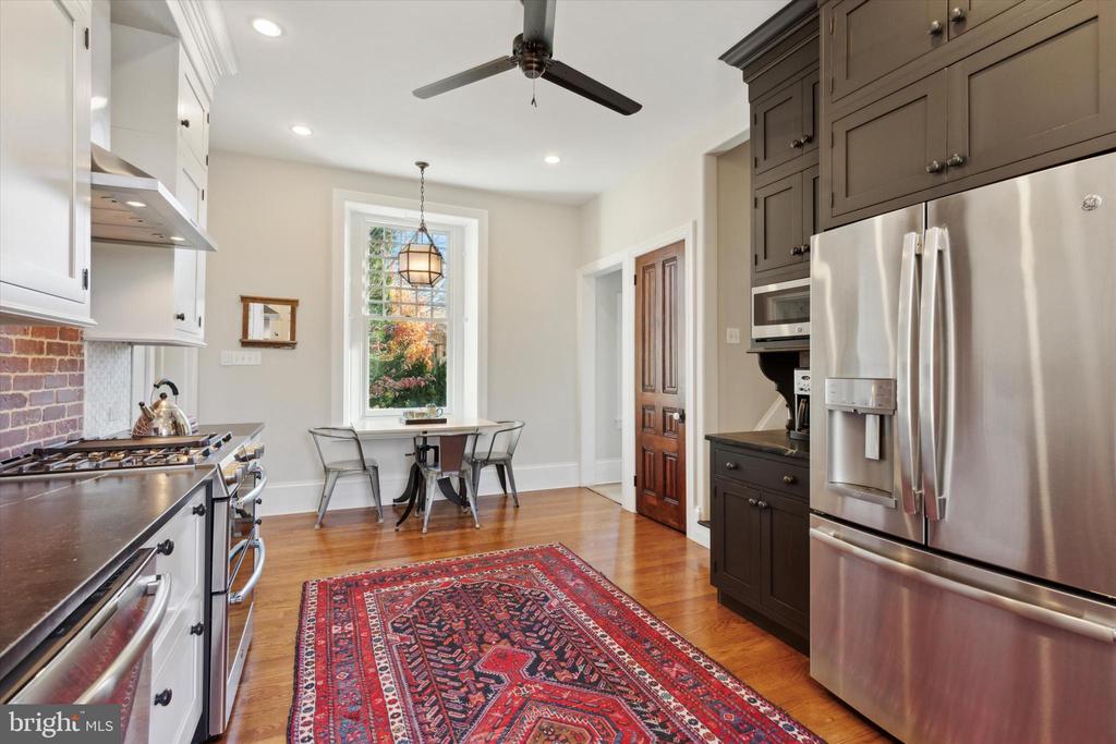 122 BETHLEHEM PIKE