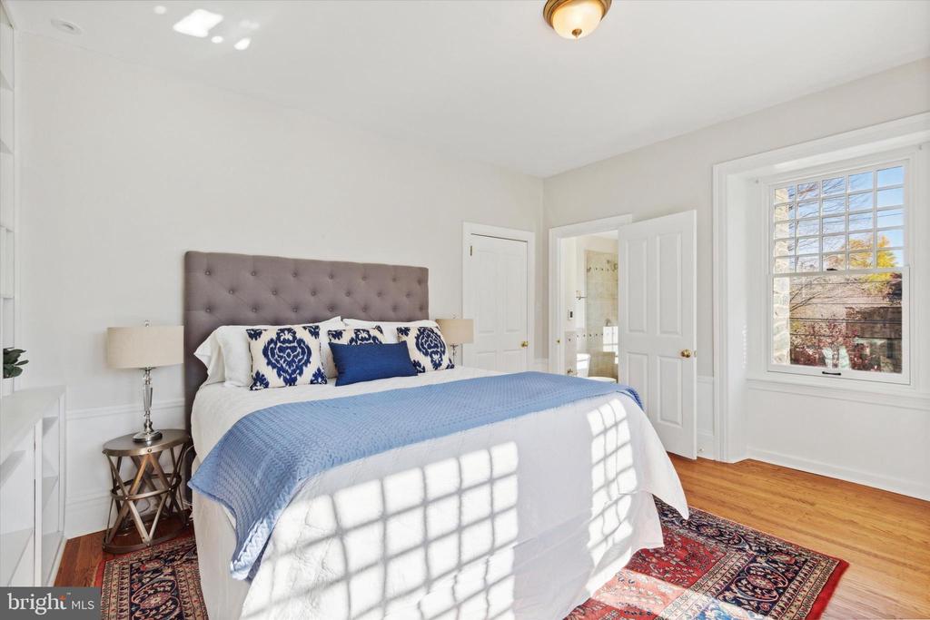 122 BETHLEHEM PIKE