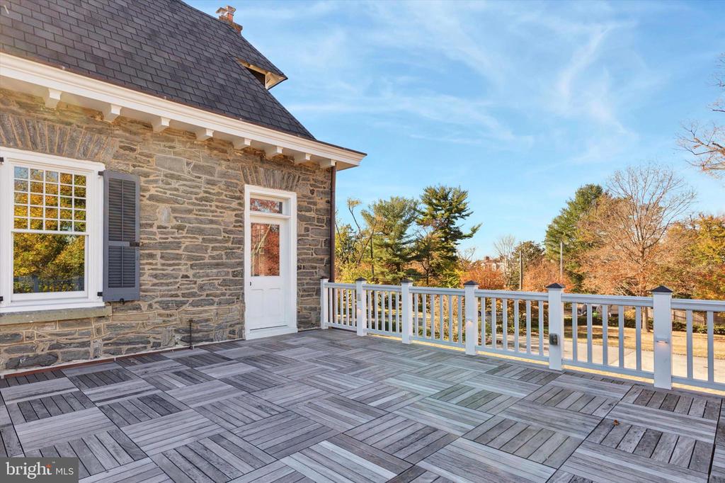122 BETHLEHEM PIKE