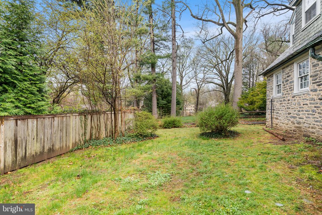 6600 WISSAHICKON