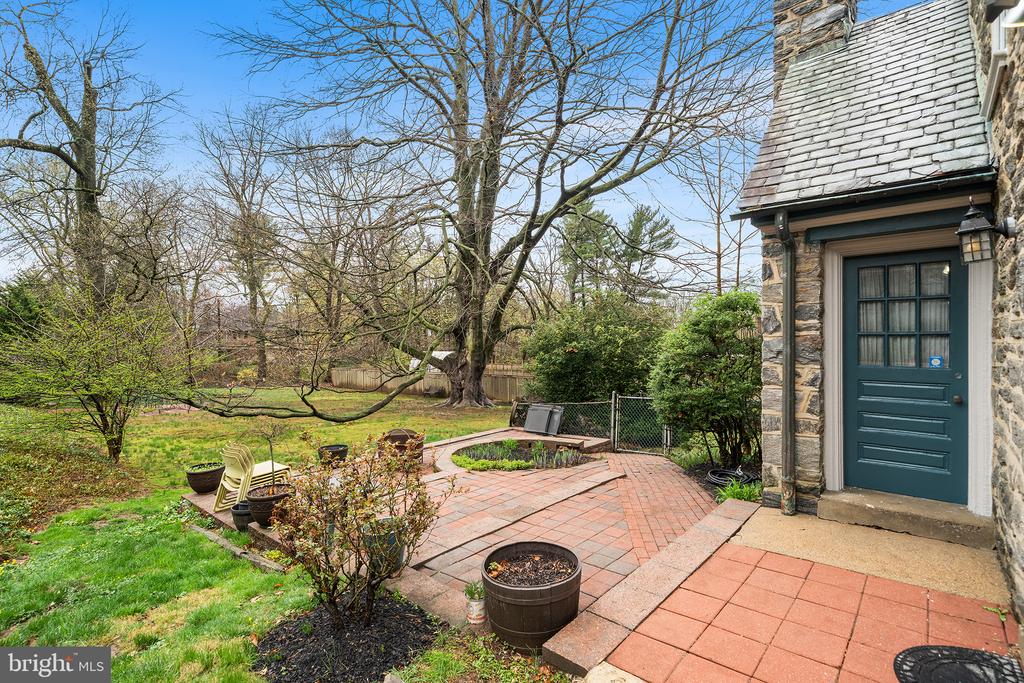 6600 WISSAHICKON