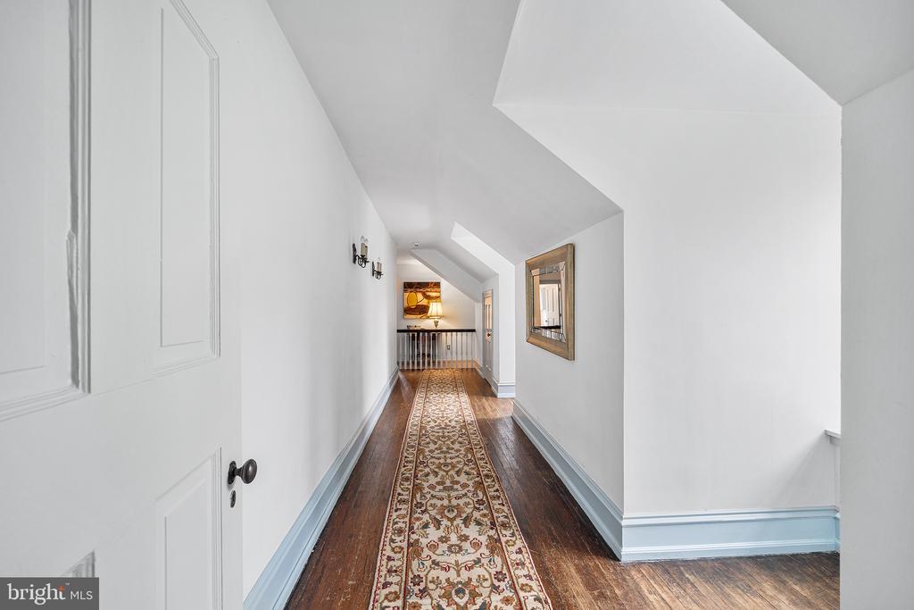 6600 WISSAHICKON