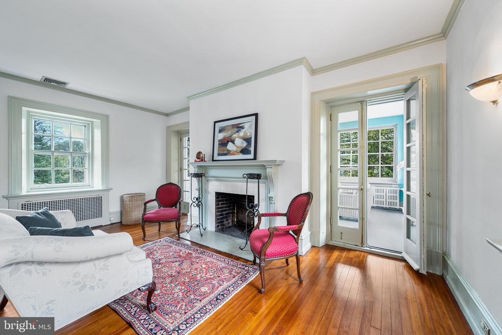 6600 WISSAHICKON