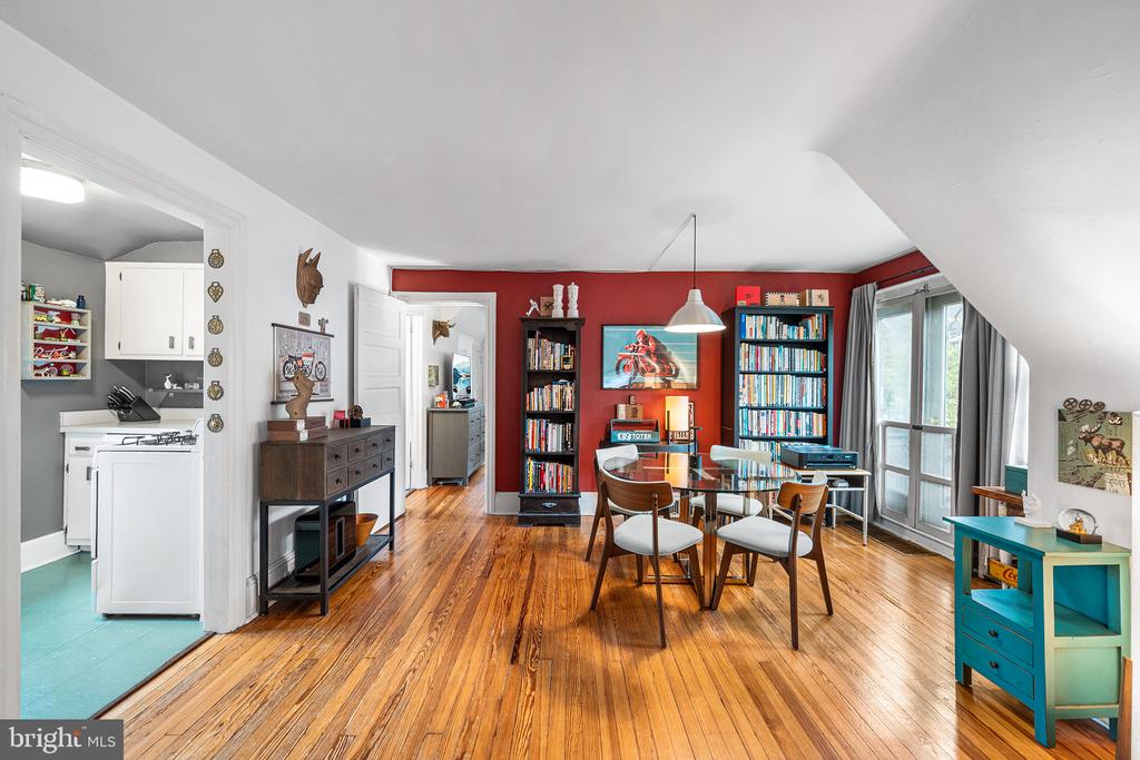 6600 WISSAHICKON