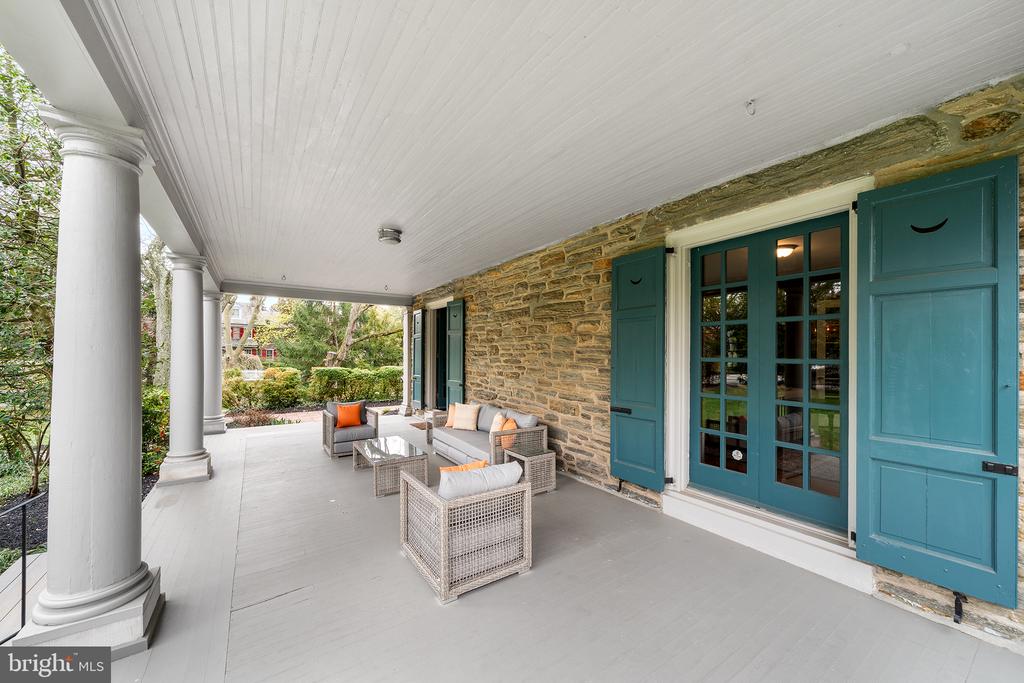6600 WISSAHICKON
