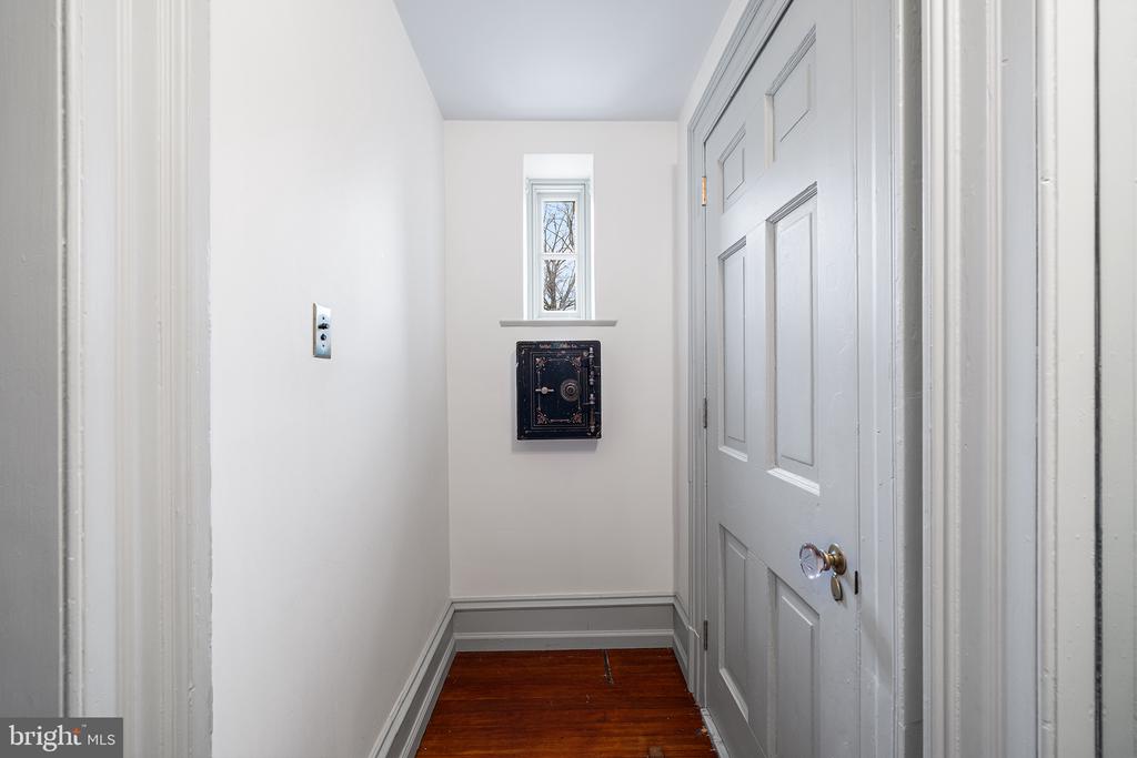 6600 WISSAHICKON