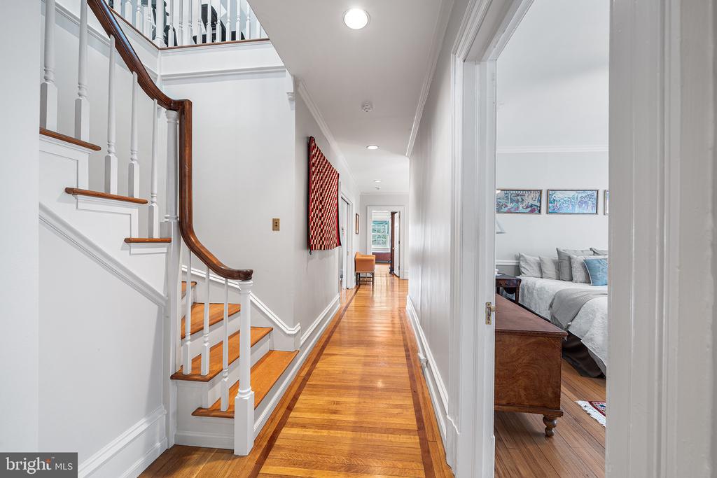6600 WISSAHICKON