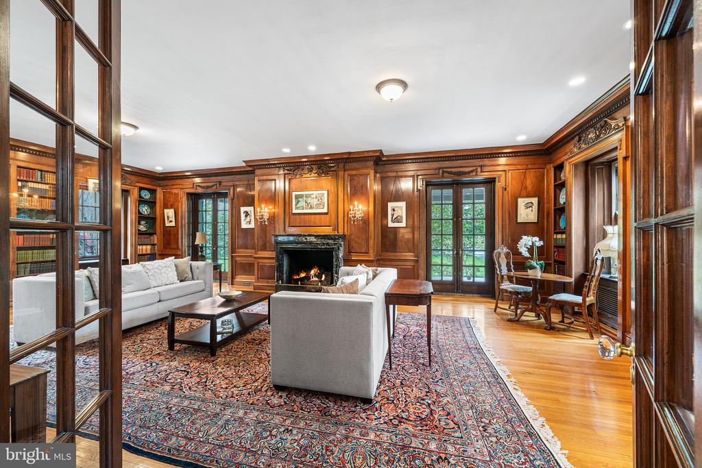 6600 WISSAHICKON