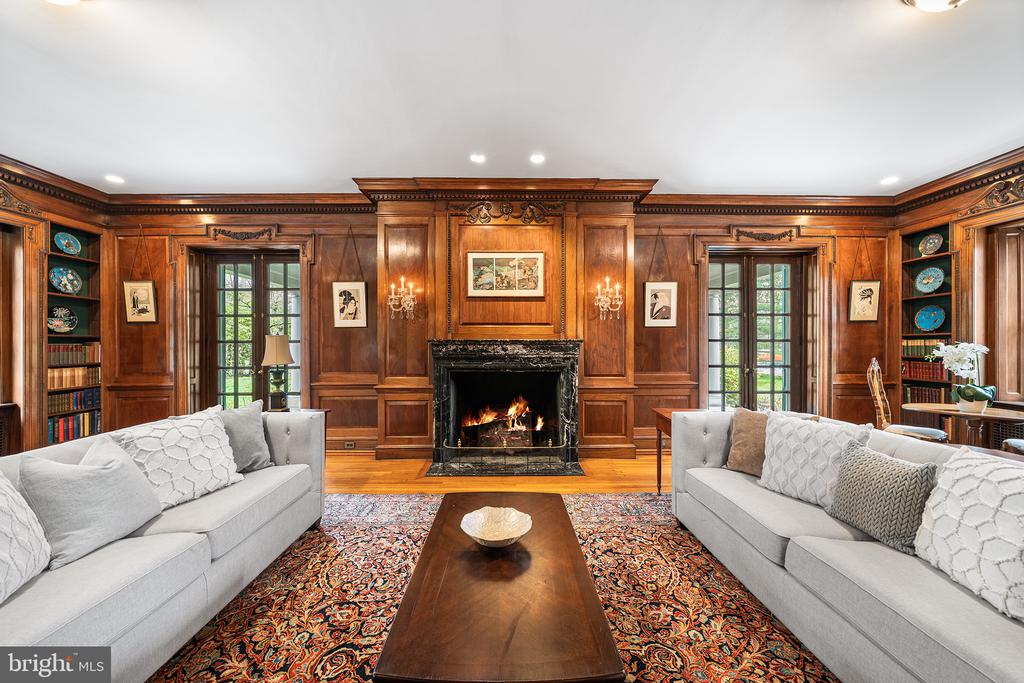 6600 WISSAHICKON