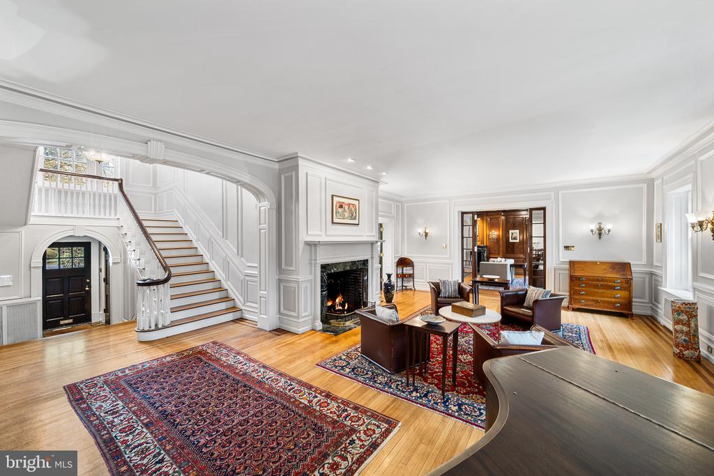 6600 WISSAHICKON