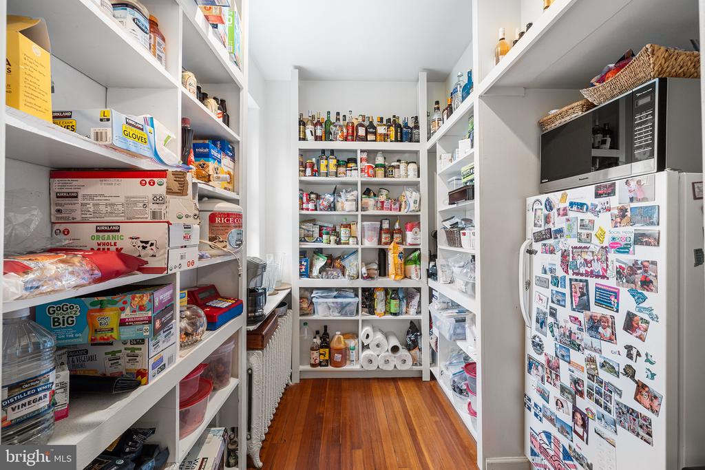 6600 WISSAHICKON