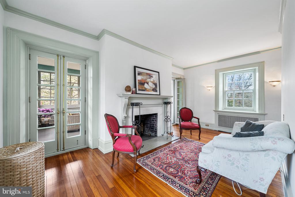 6600 WISSAHICKON