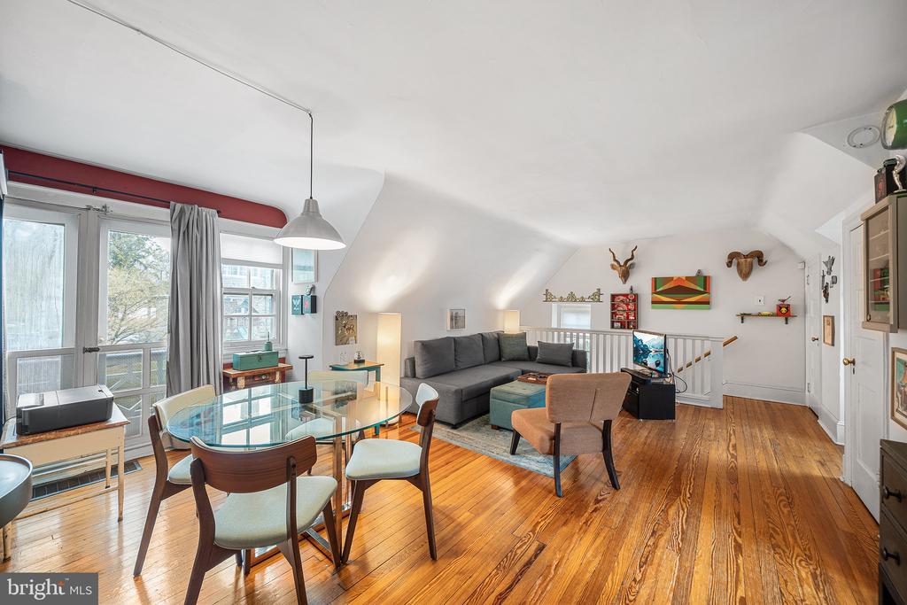 6600 WISSAHICKON