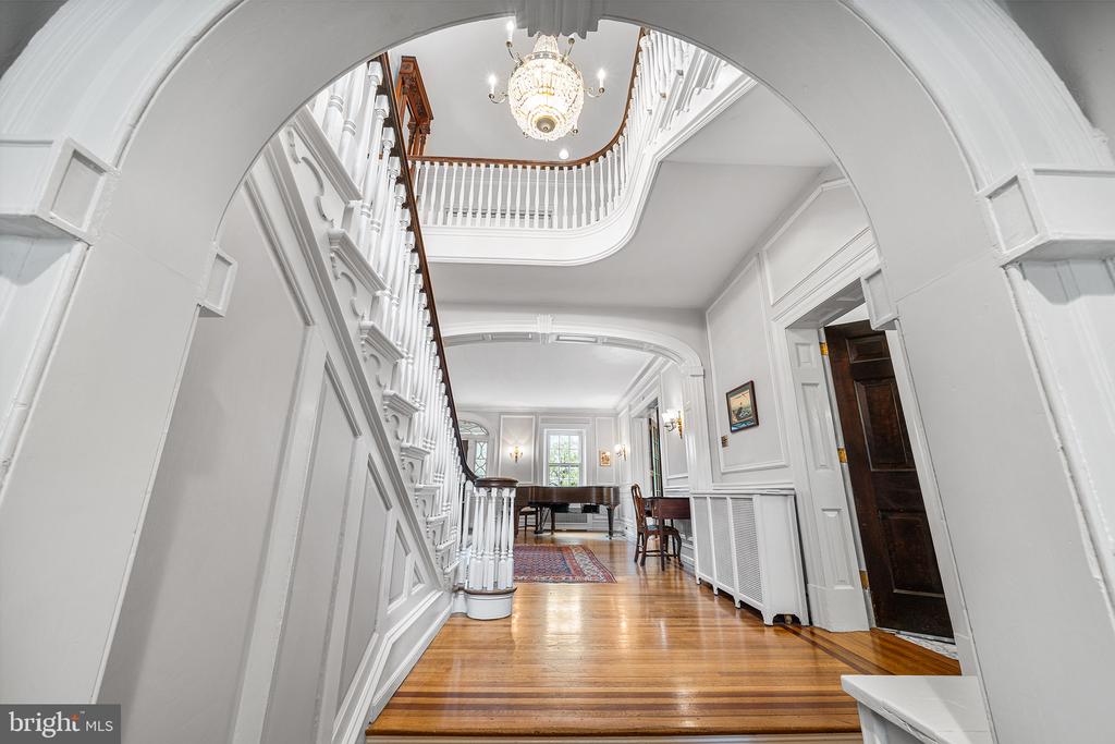 6600 WISSAHICKON