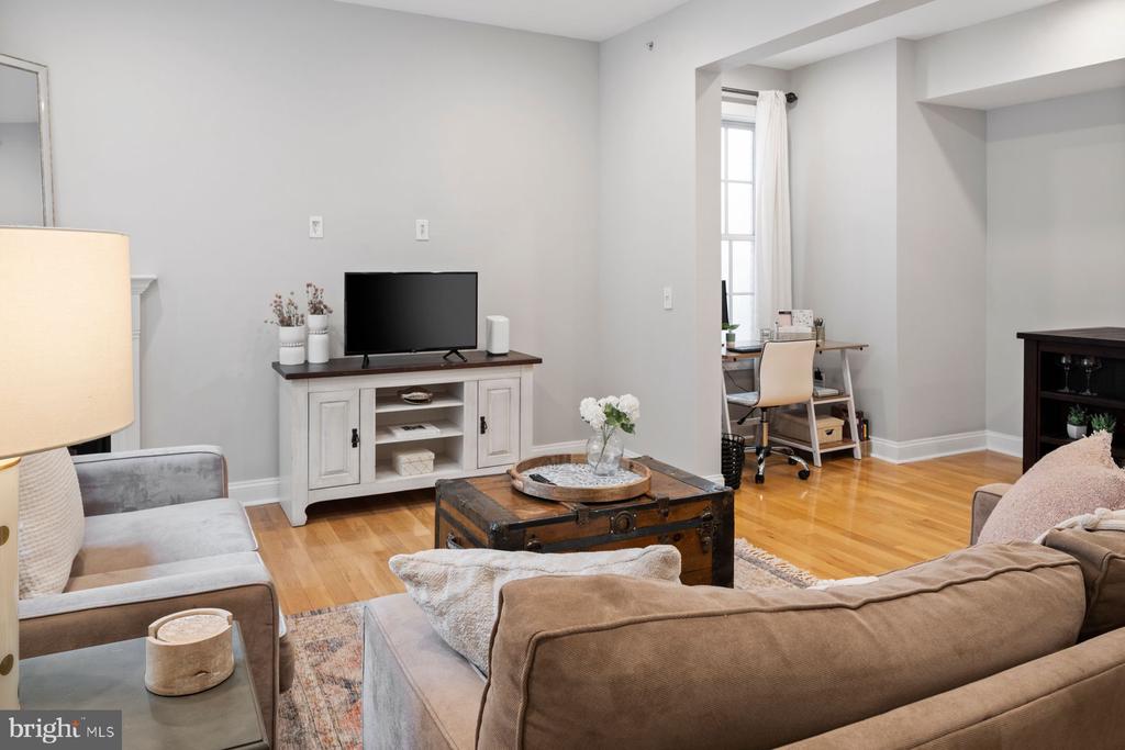 249-51 N 2nd St #3r
