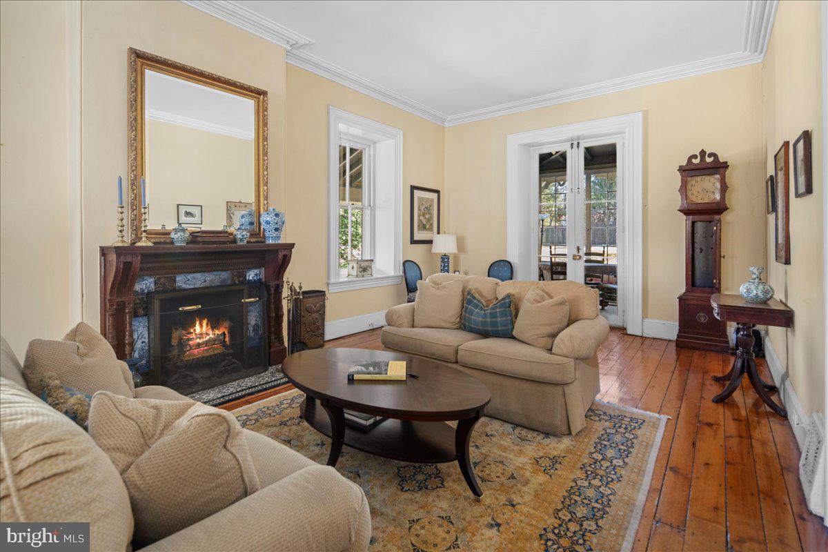 42 Summit St