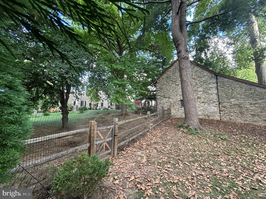 200 Hillcrest Ave