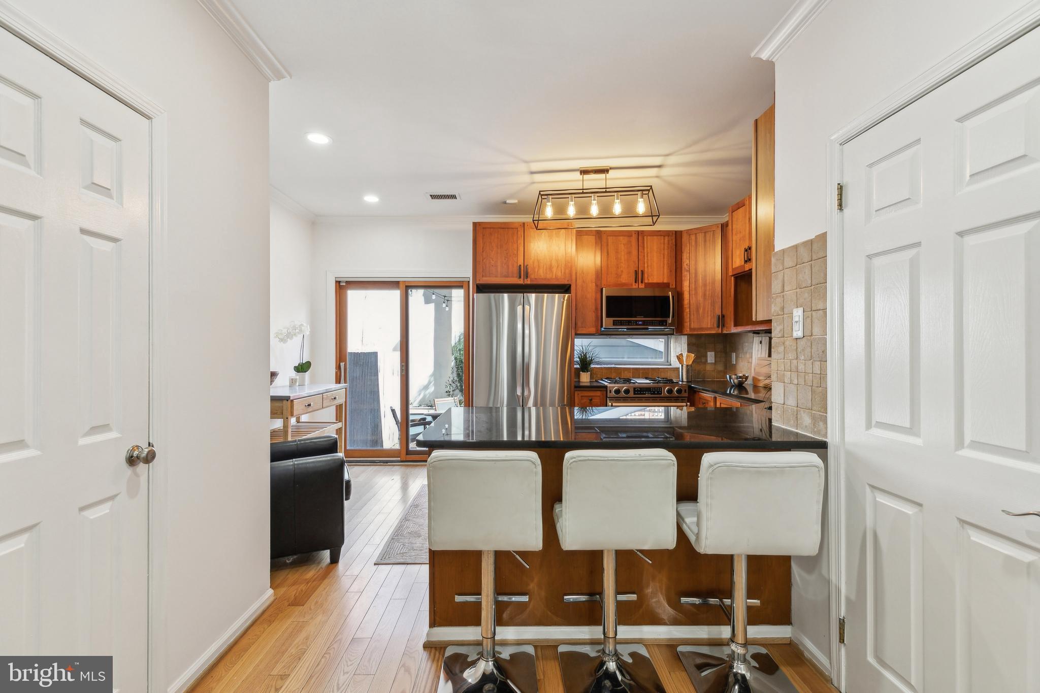 1811 FITZWATER STREET A