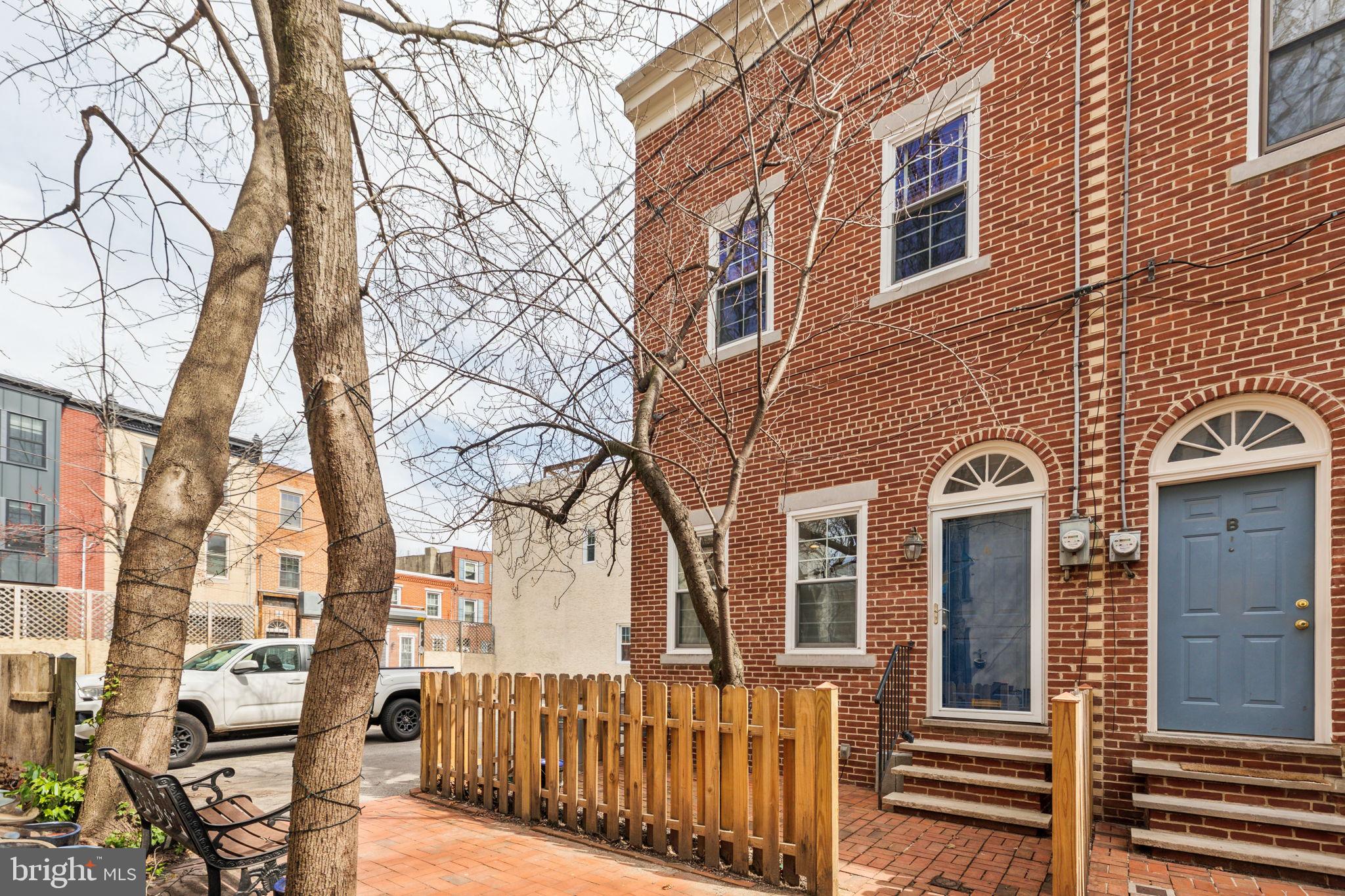 1811 FITZWATER STREET A