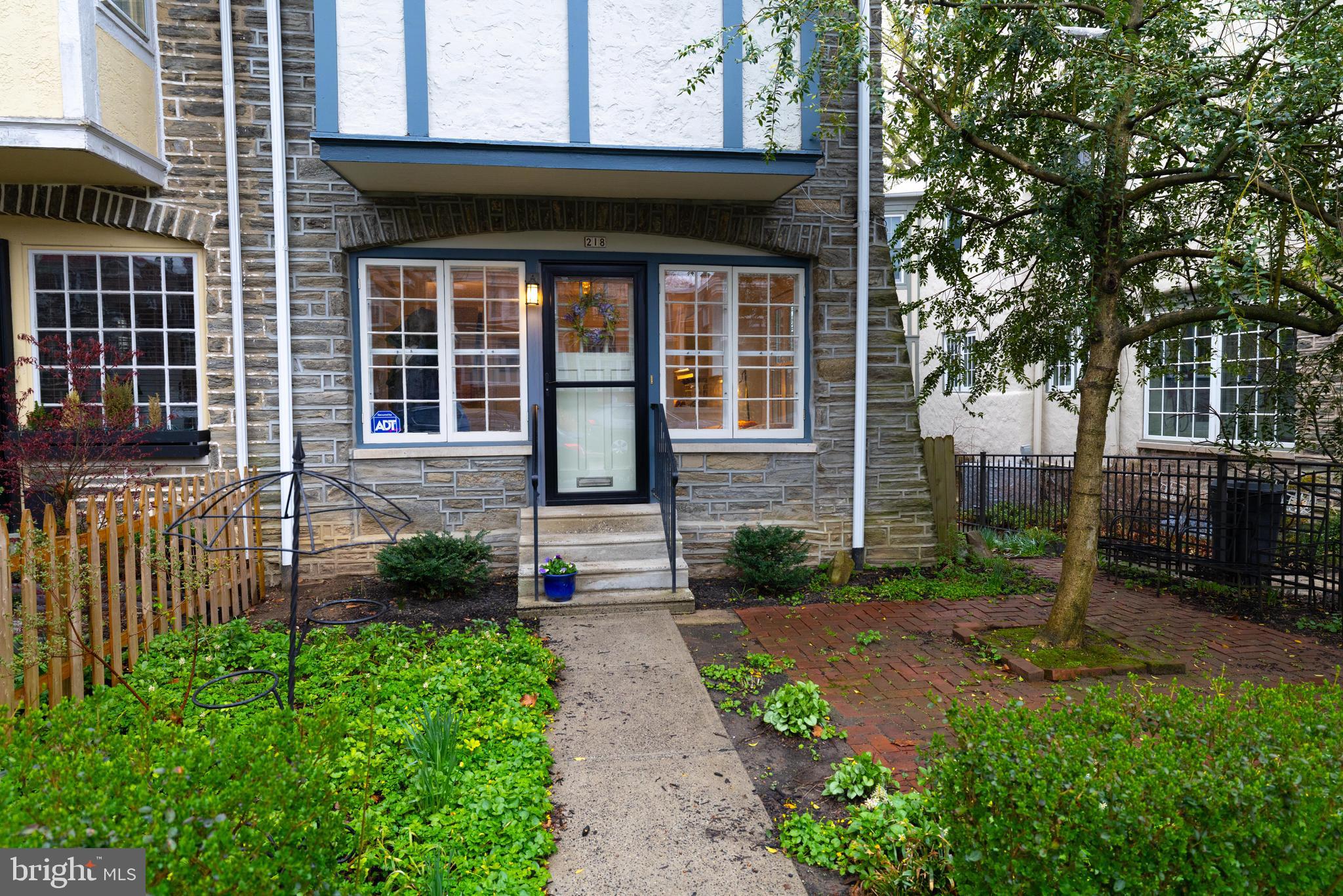 218 E HIGHLAND AVENUE