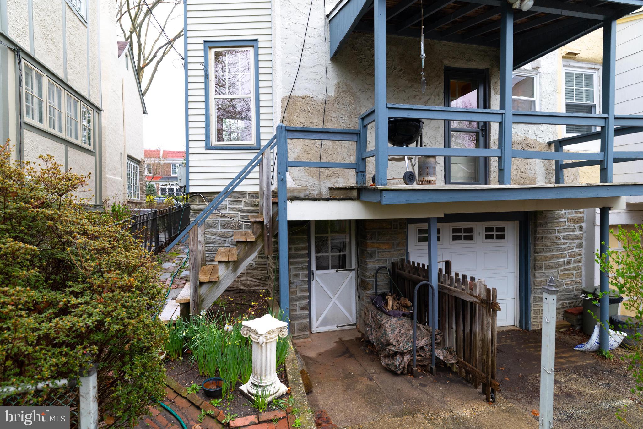 218 E HIGHLAND AVENUE