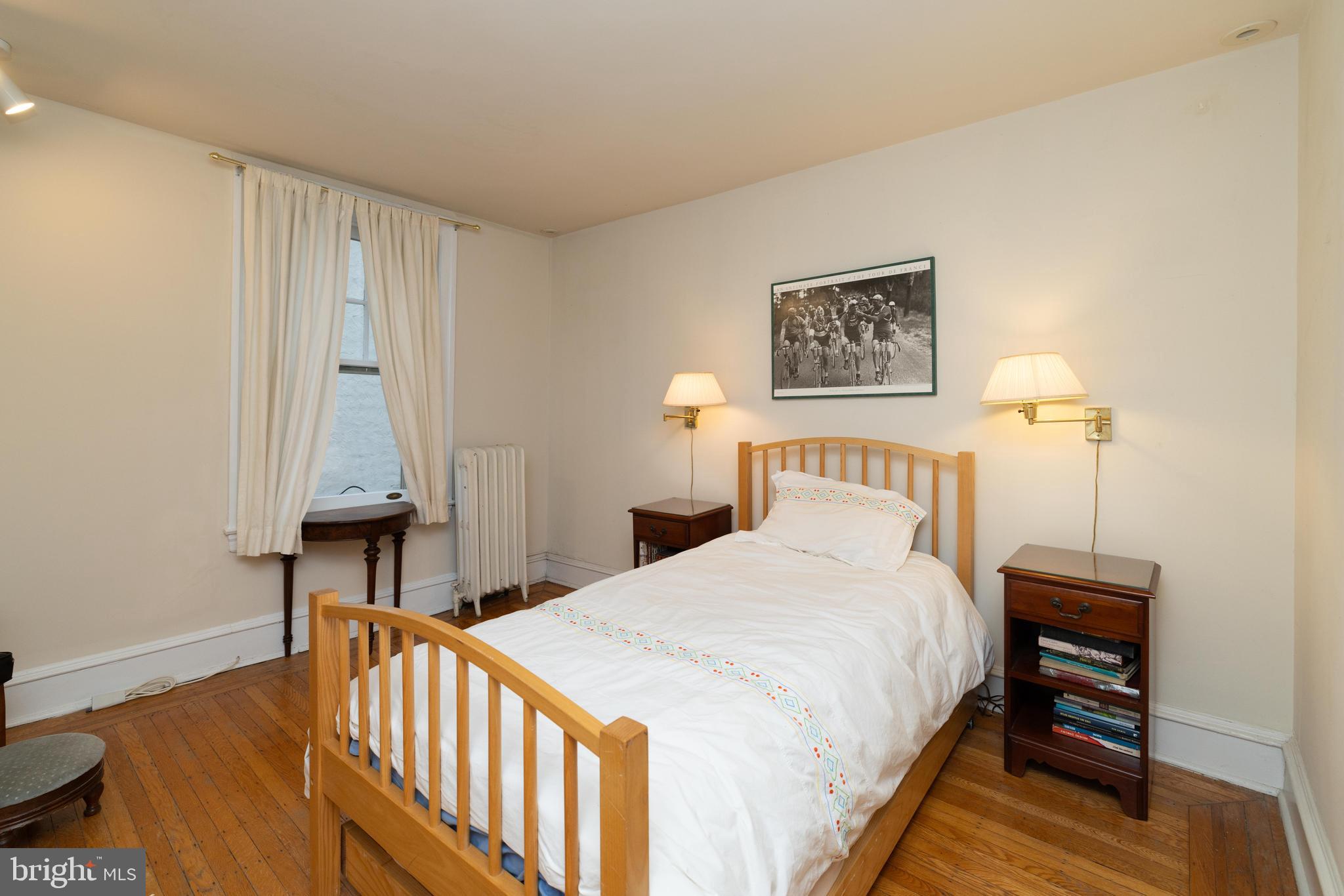 218 E HIGHLAND AVENUE