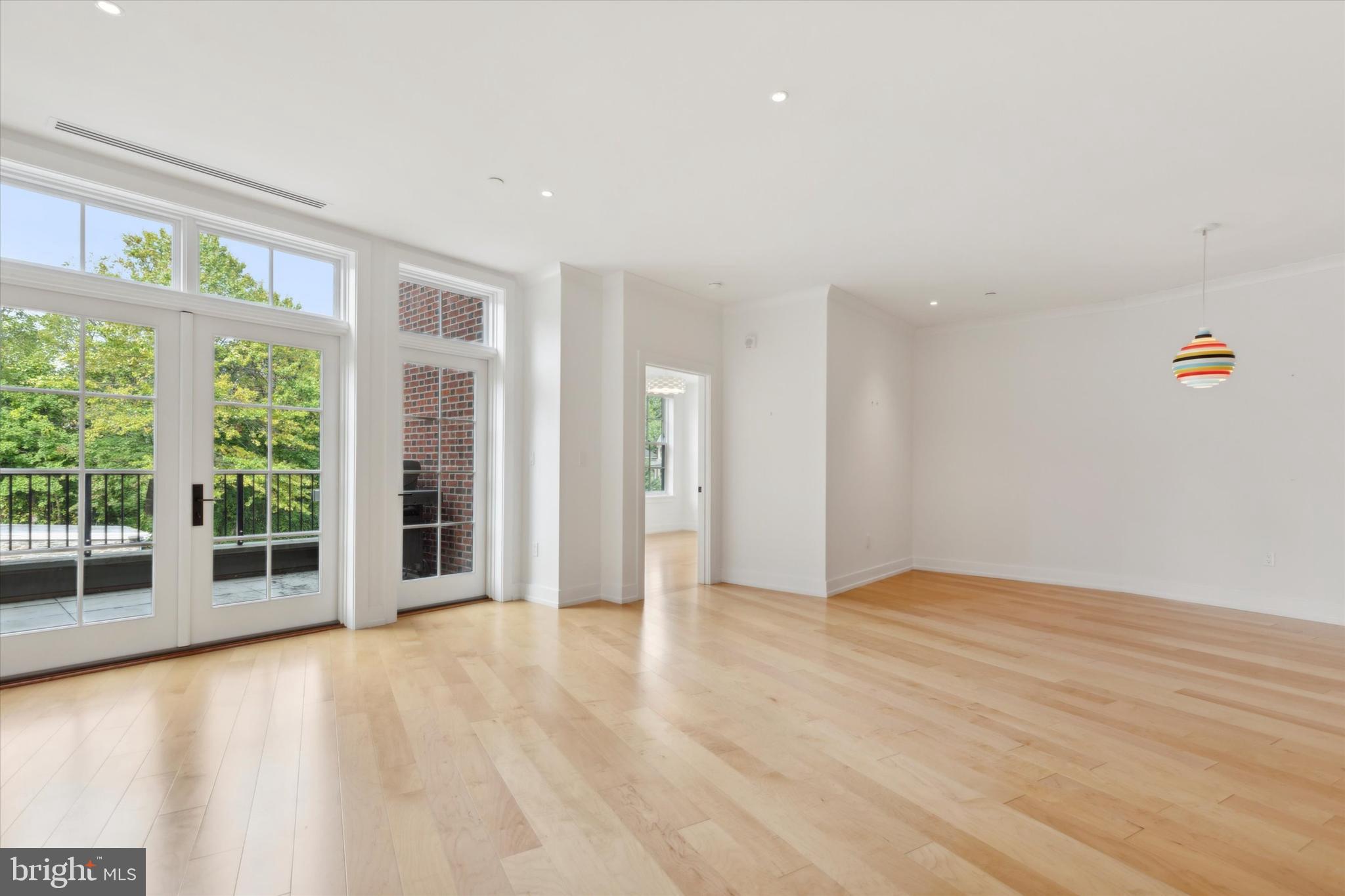 8200 GERMANTOWN AVENUE 3E