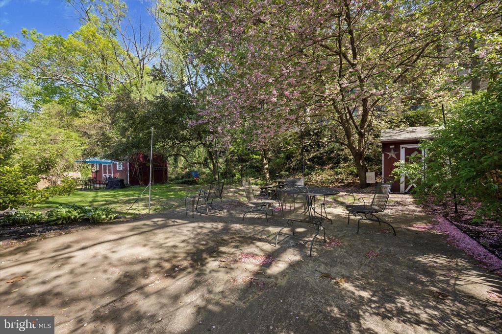 7904 CADILLAC LANE