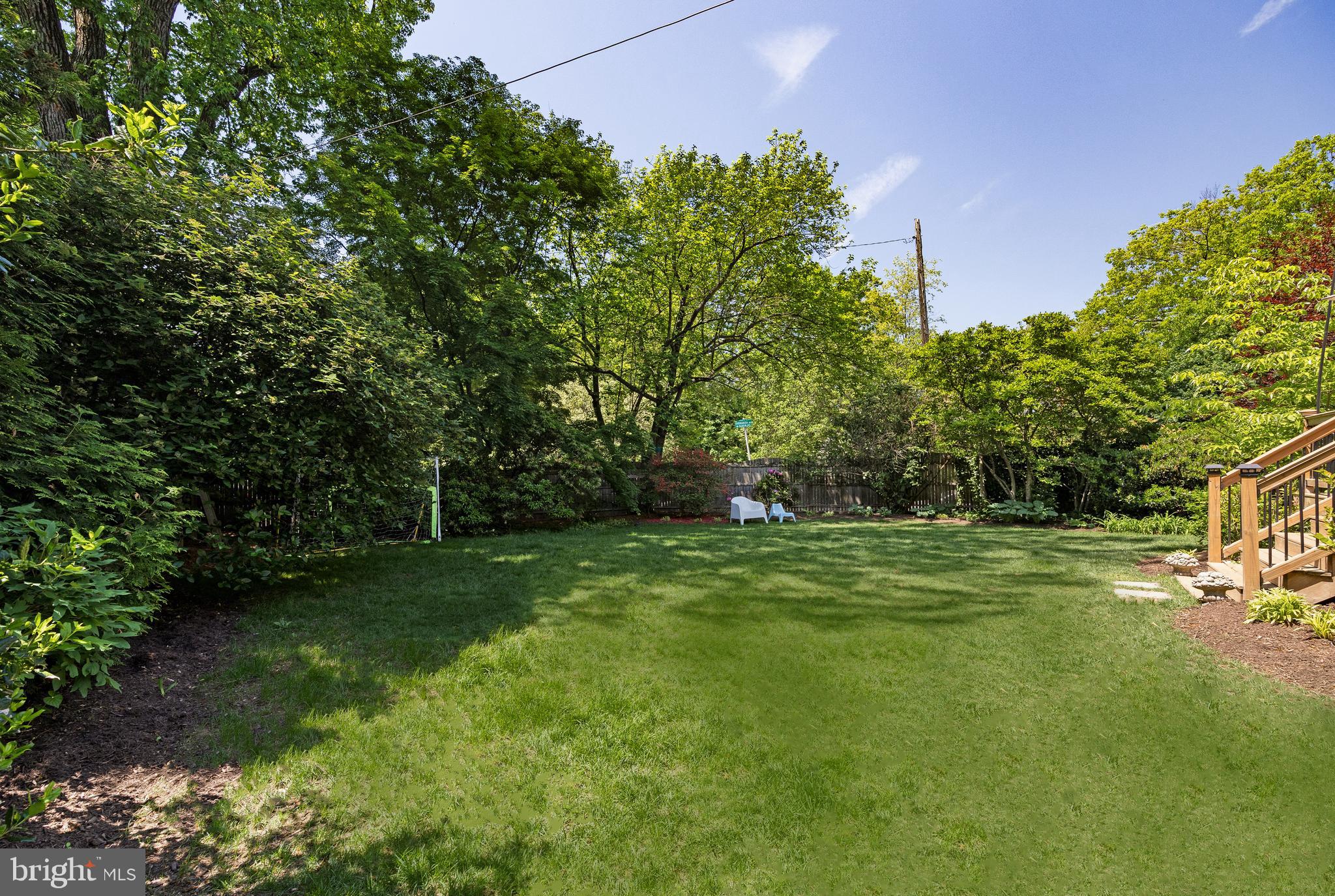 246 W EVERGREEN AVENUE