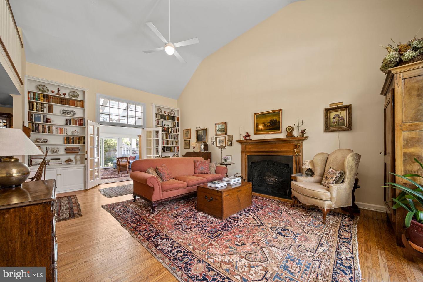 121 Hilltop Rd