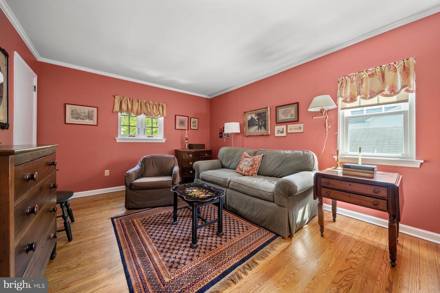 121 Hilltop Rd
