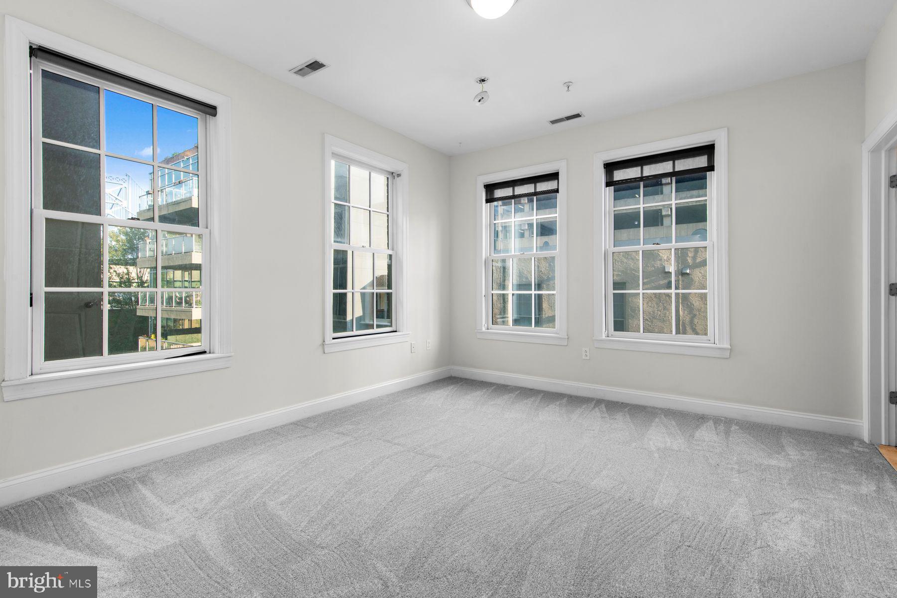 249 N 2ND STREET 51 2R