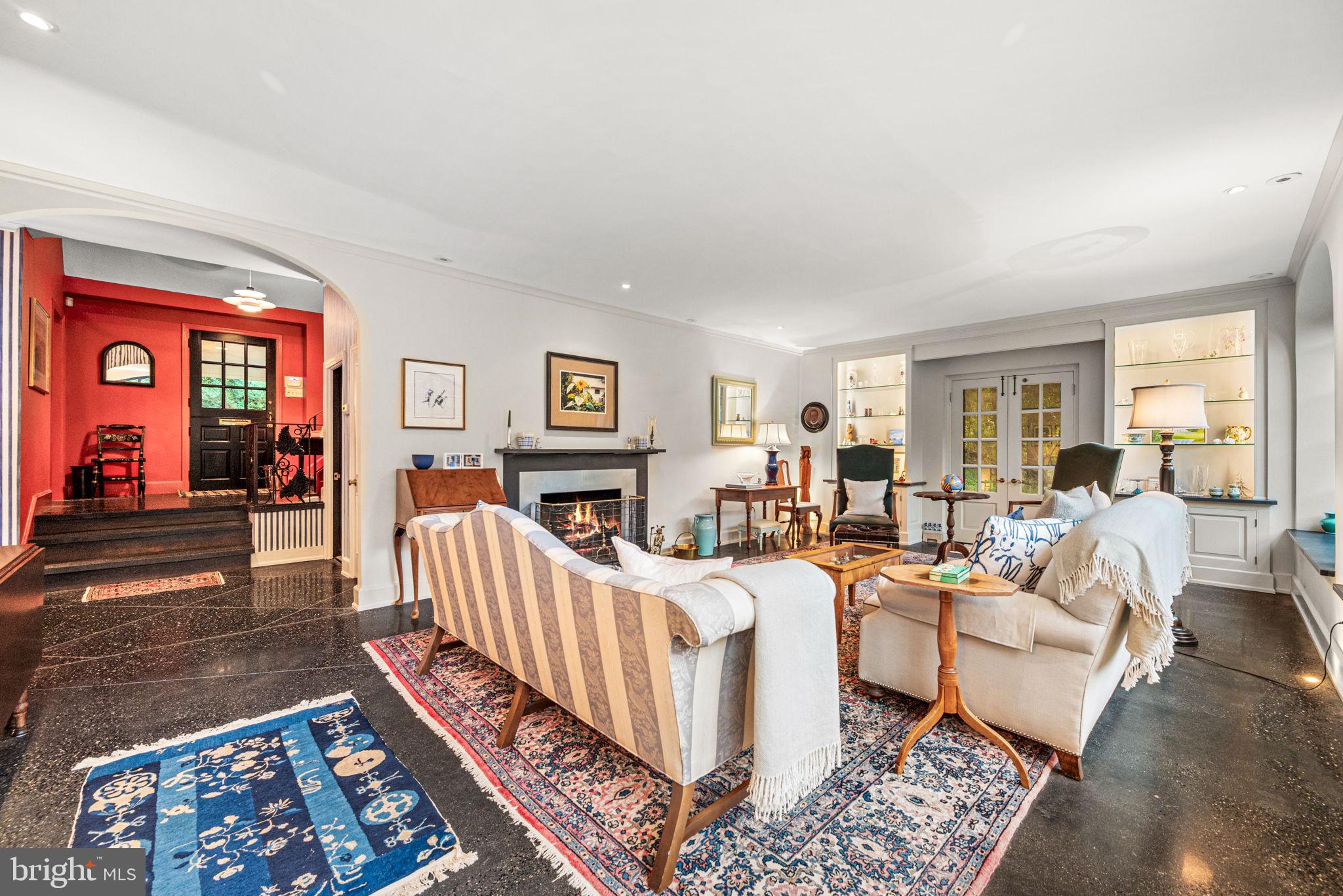 8702 SEMINOLE STREET