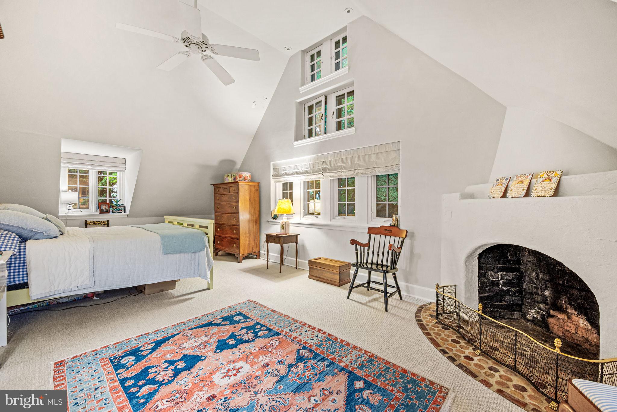 8702 SEMINOLE STREET