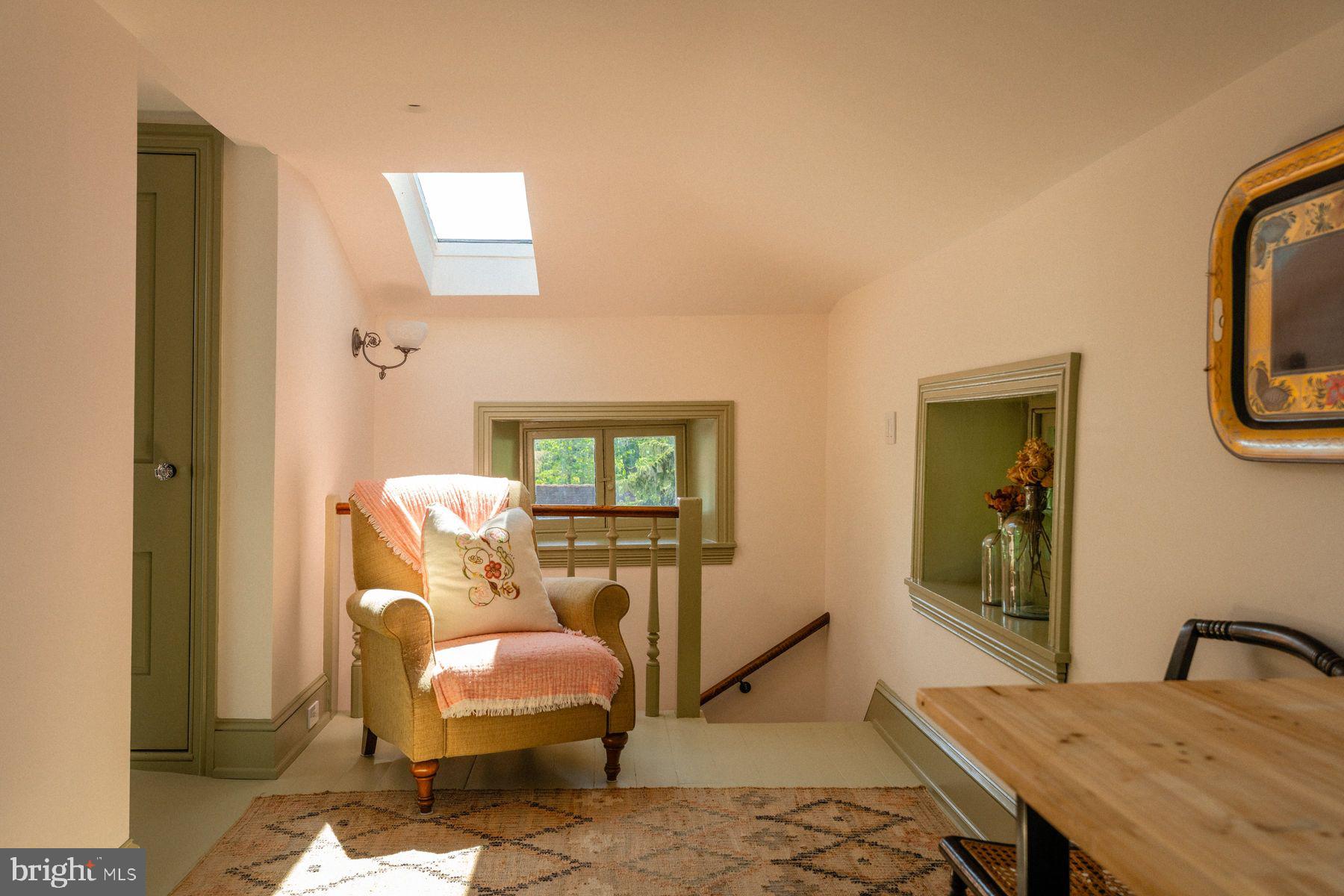 400 E. EVERGREEN AVENUE