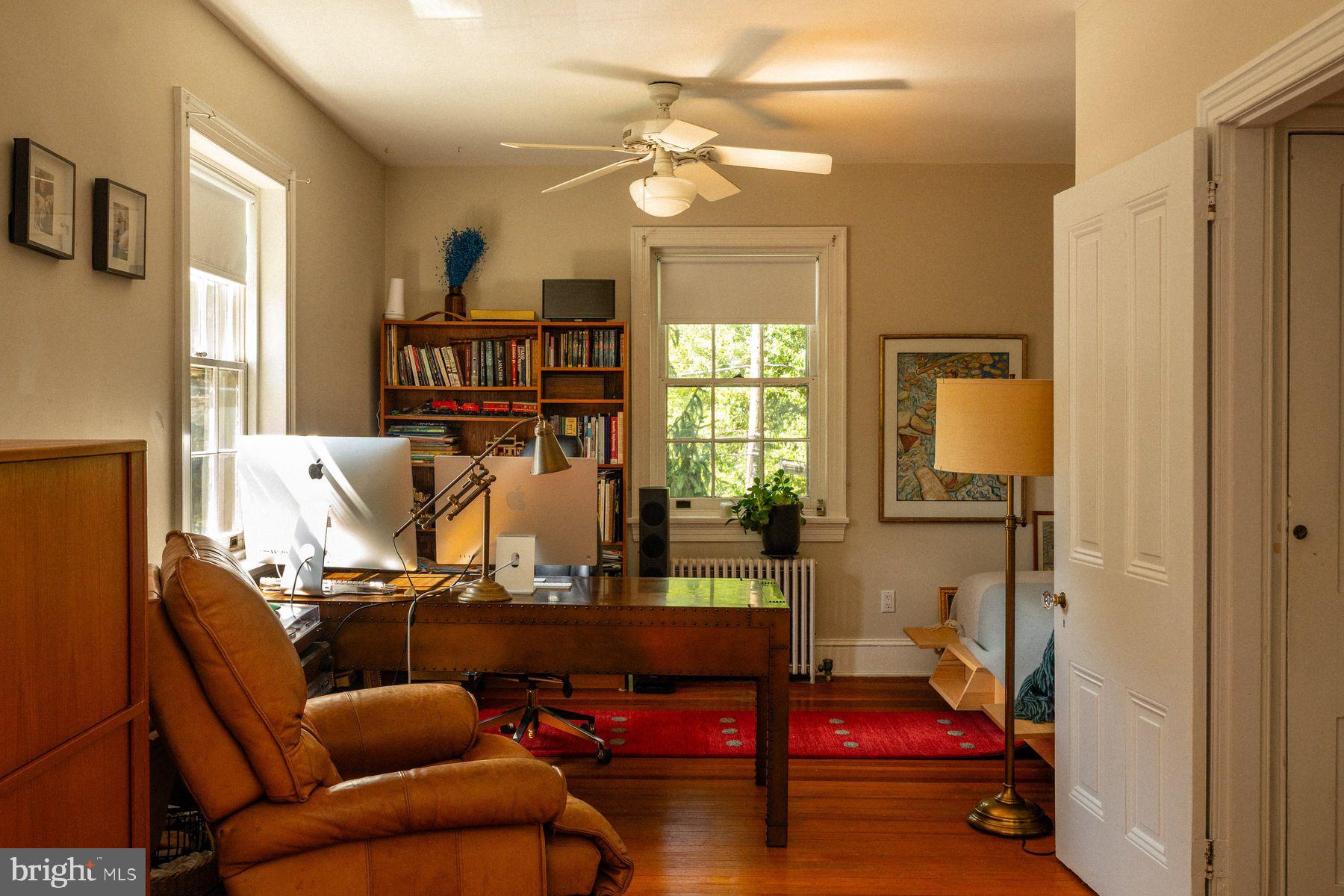 400 E. EVERGREEN AVENUE