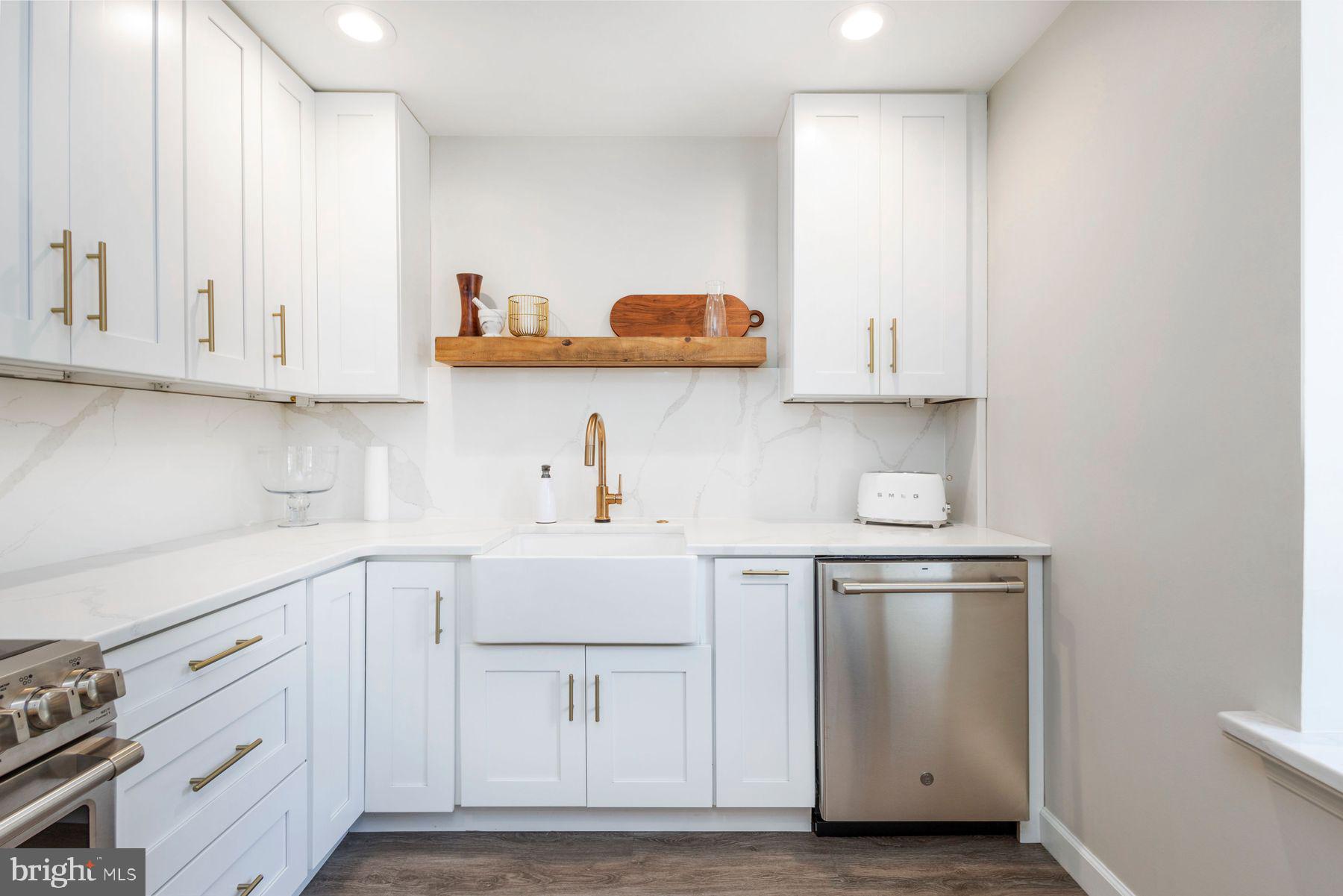 8708 PROSPECT AVENUE D14