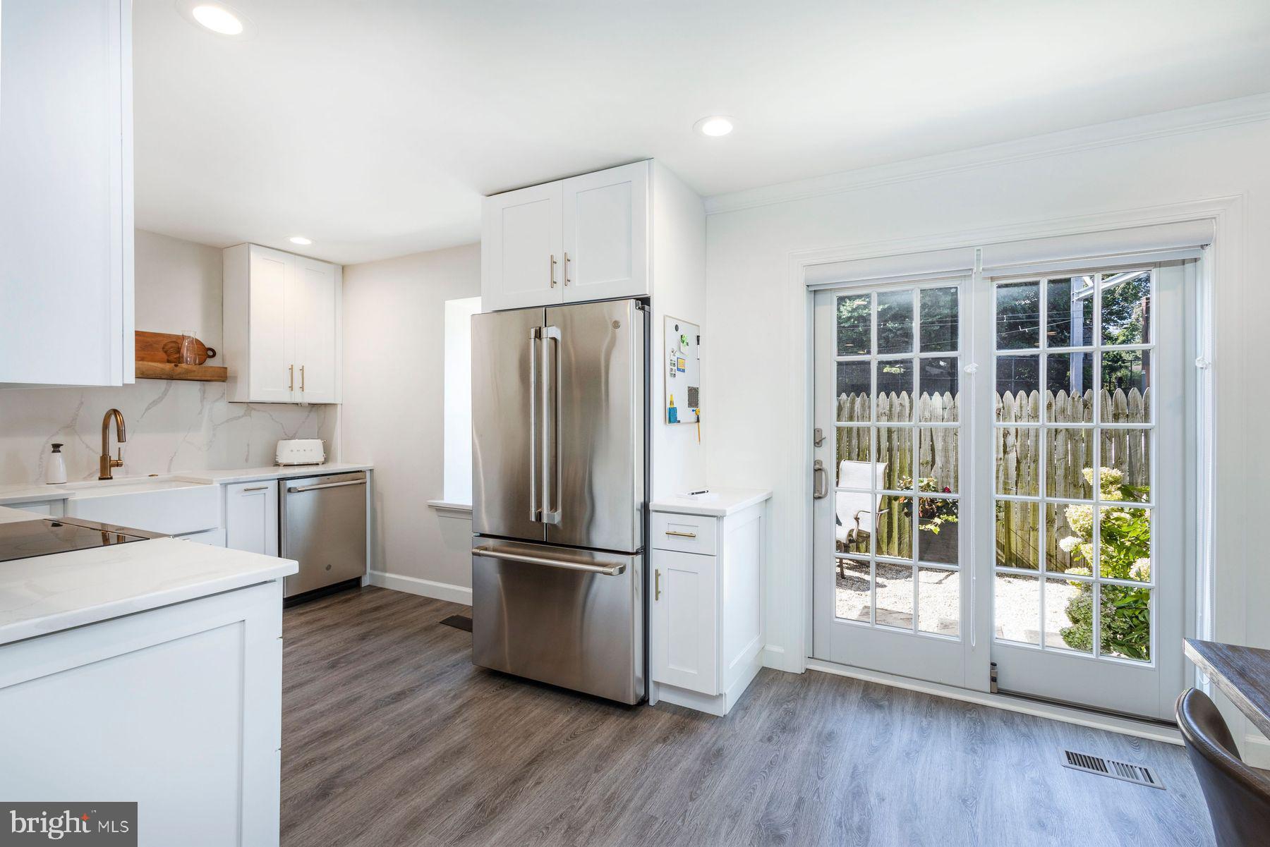 8708 PROSPECT AVENUE D14