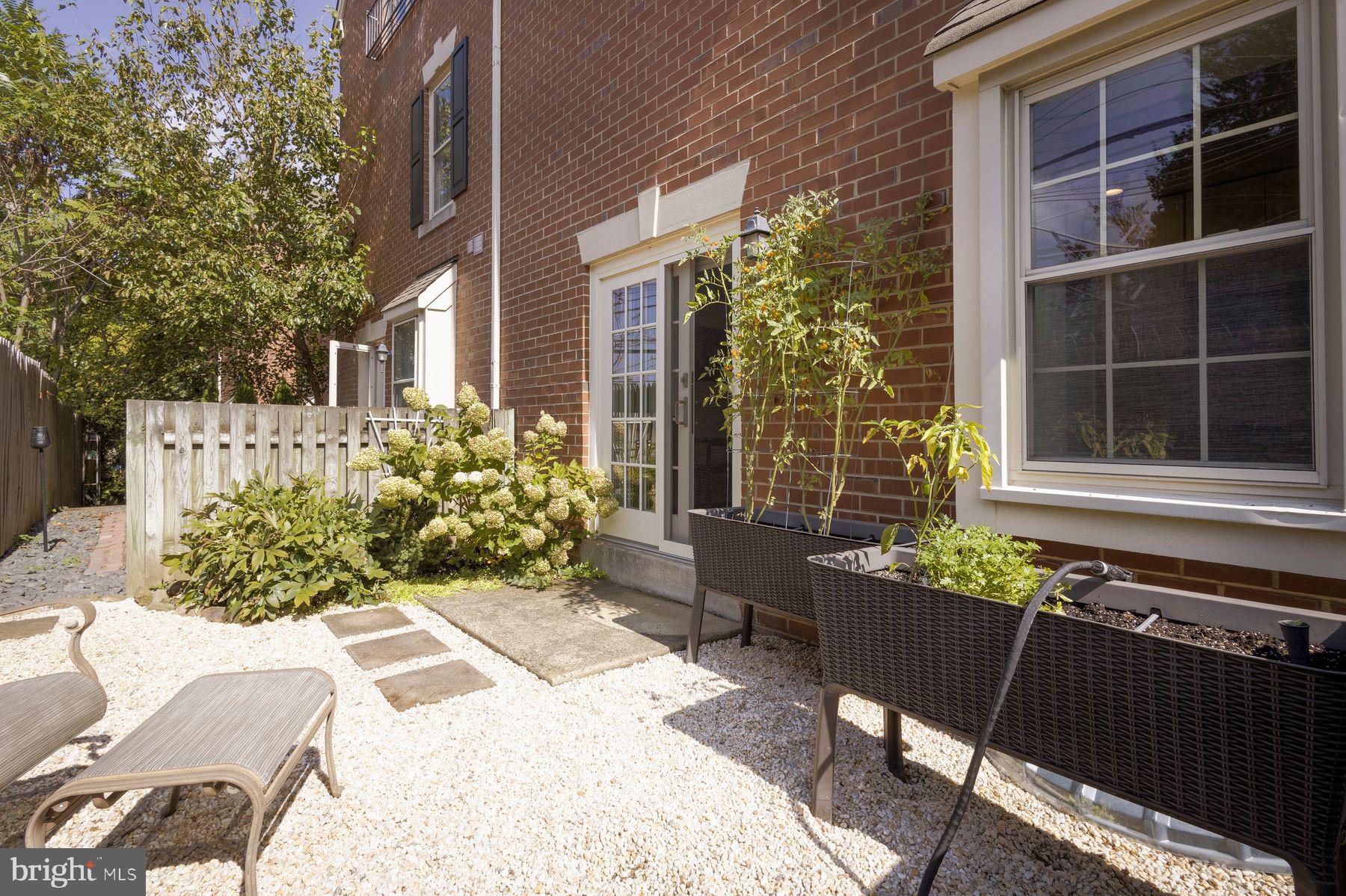 8708 PROSPECT AVENUE D14