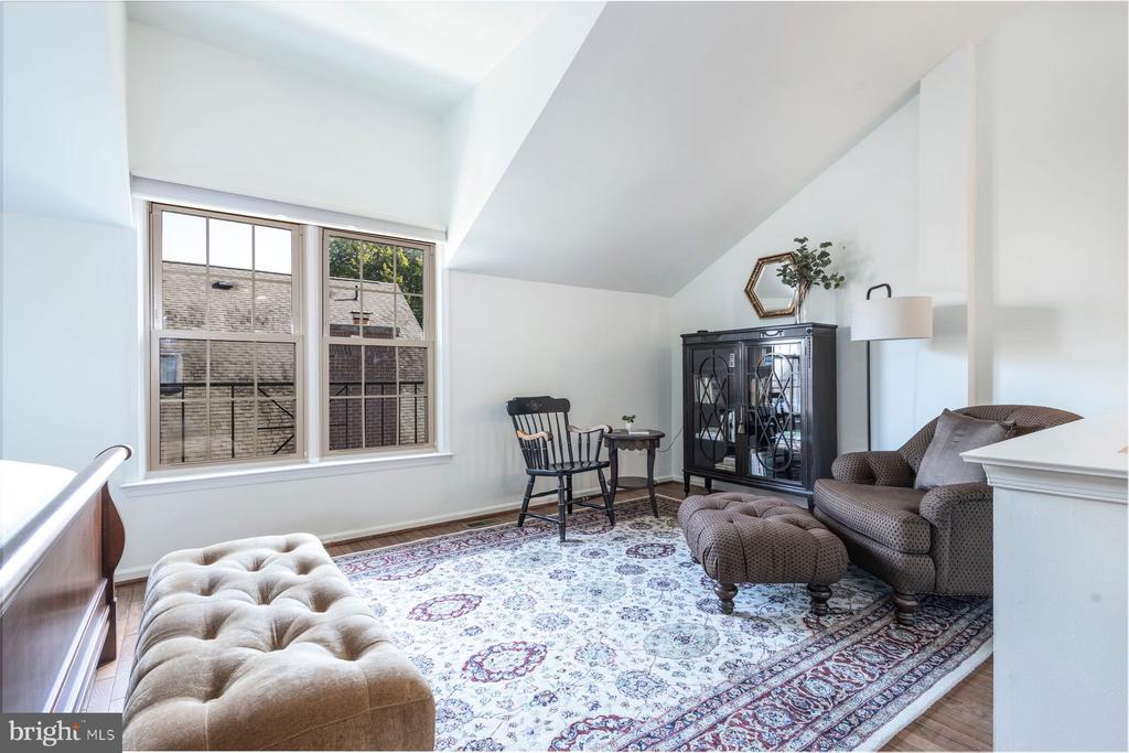 8708 PROSPECT AVENUE D14