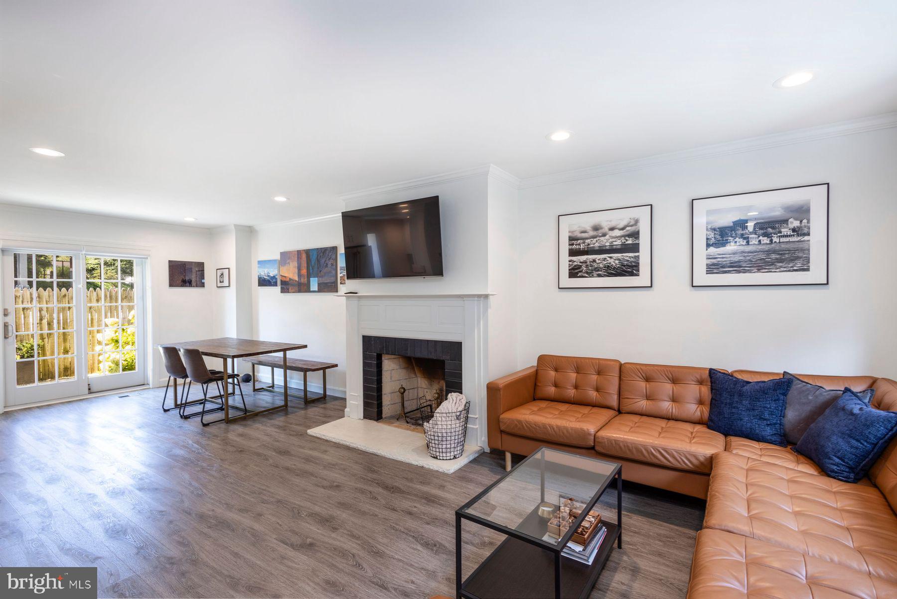 8708 PROSPECT AVENUE D14