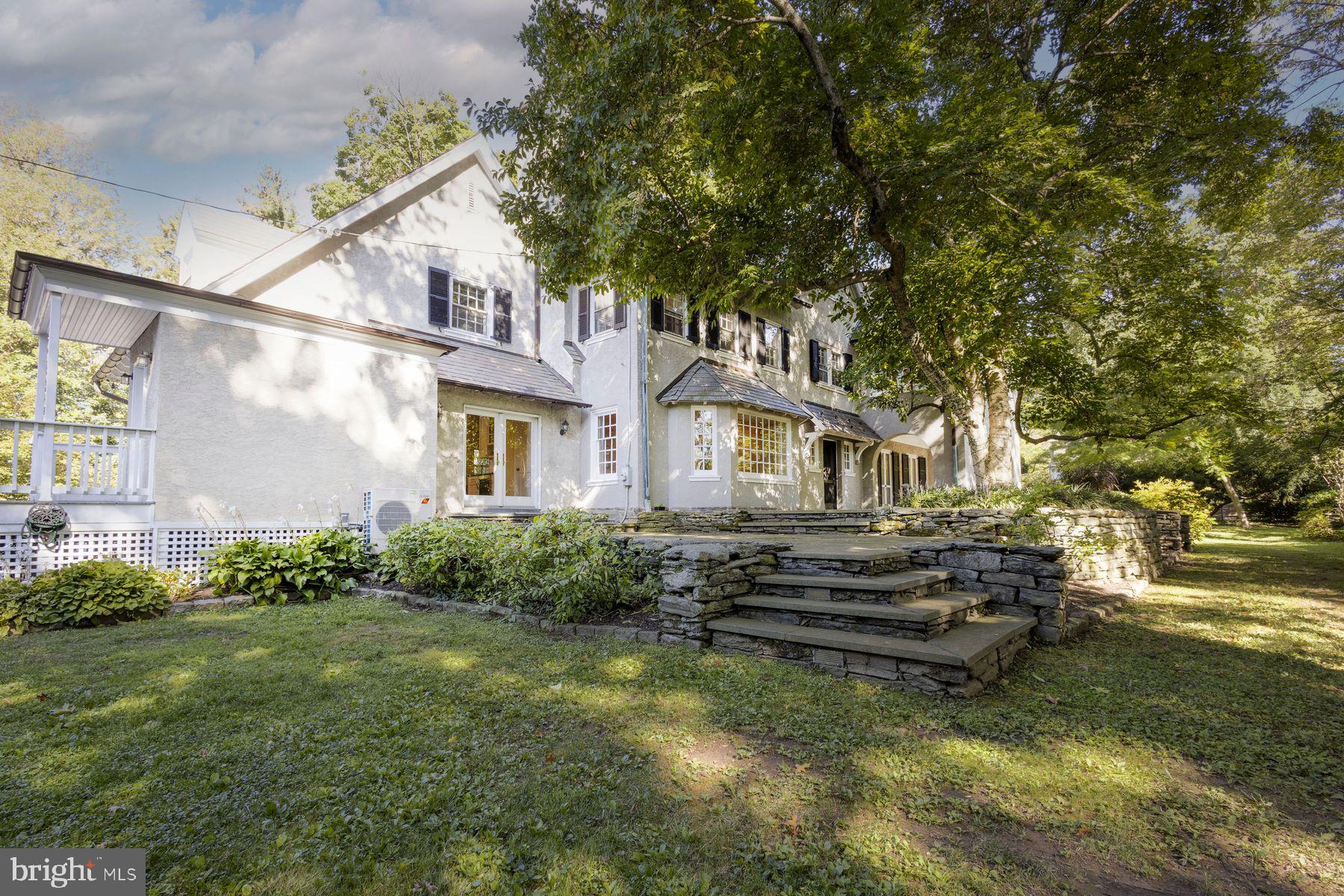 109 W MORELAND AVENUE