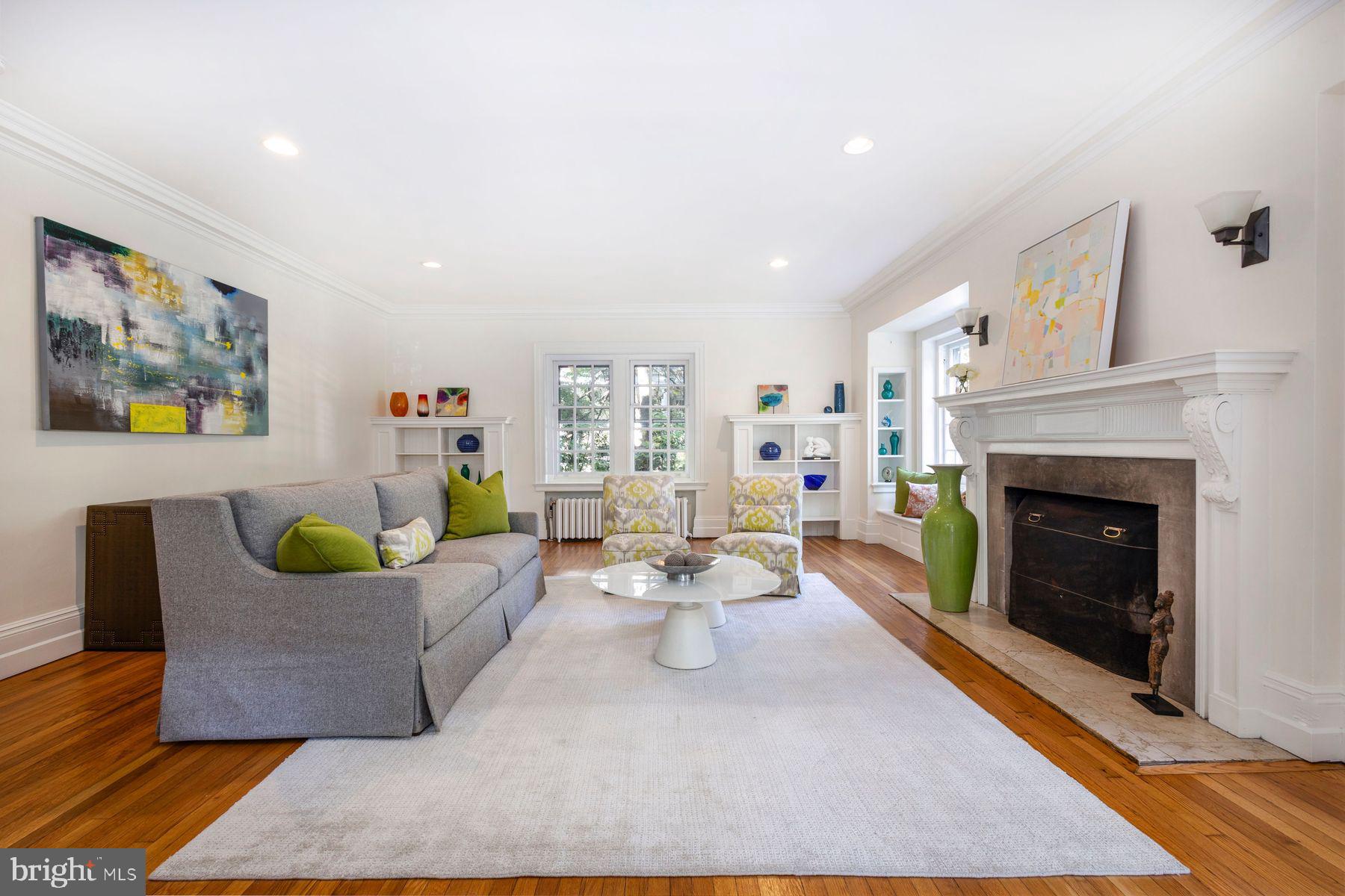 109 W MORELAND AVENUE