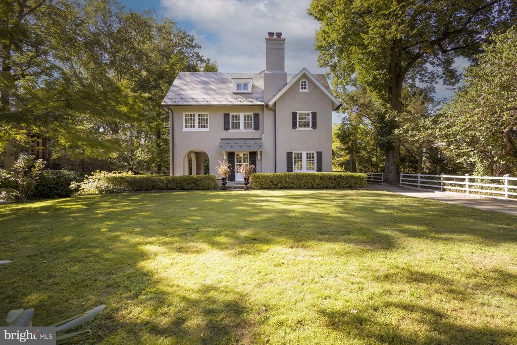 109 W MORELAND AVENUE