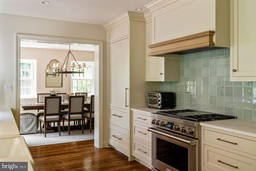 210 WHITEMARSH